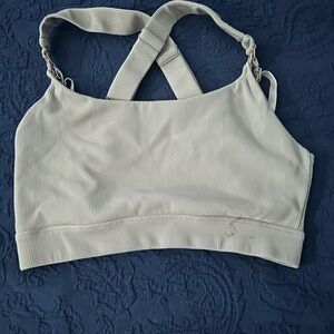 Sweat and milk pumping bra 

Chloe 4 running sports bra